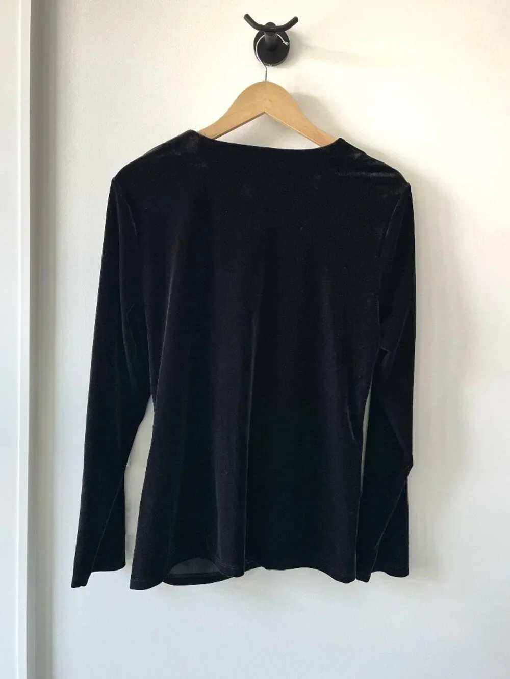 Dark Romantic Black Velvet Faux‑Wrap Long Sleeve Top XL by Talbots - Picture 2 of 6
